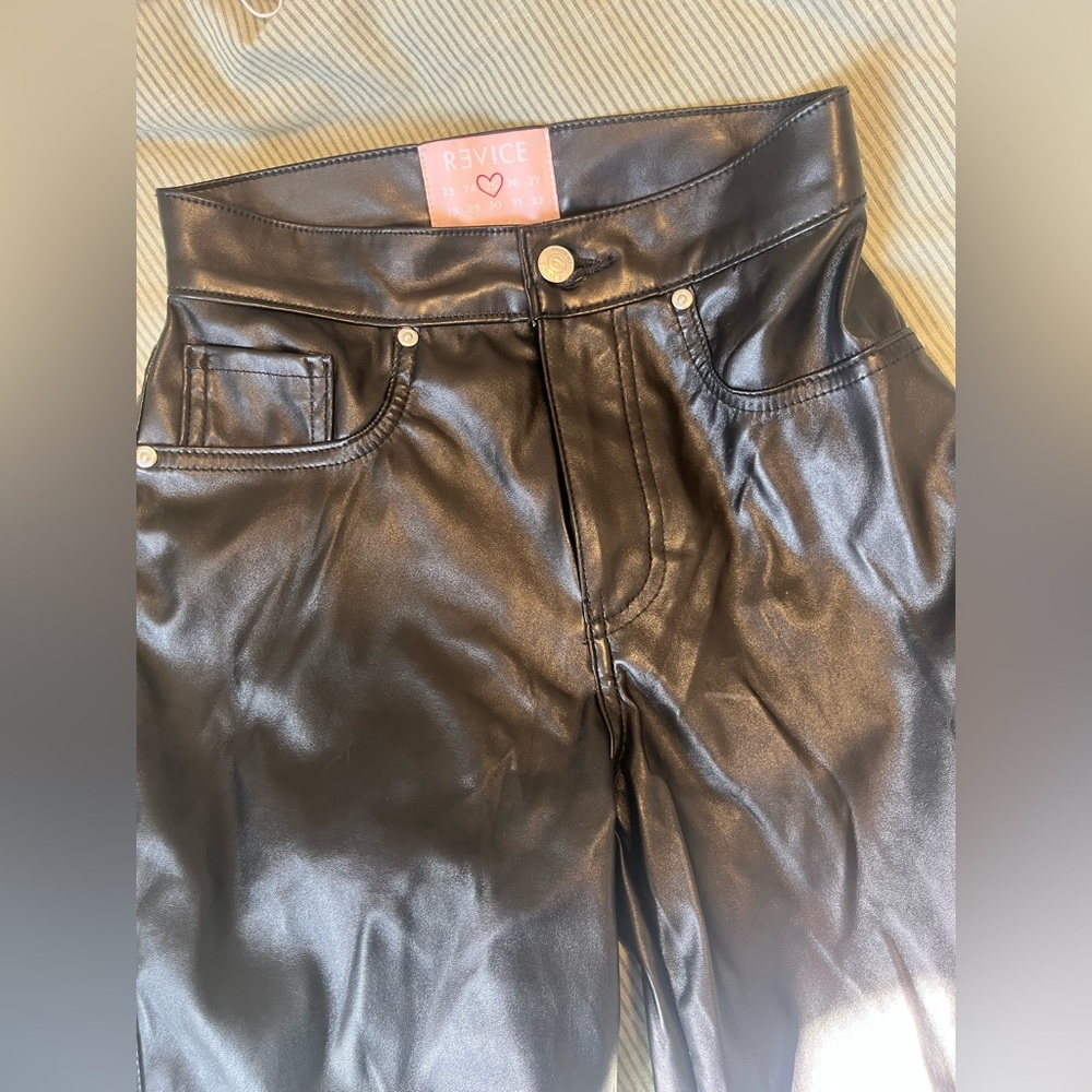 REVICE LEATHER PANTS